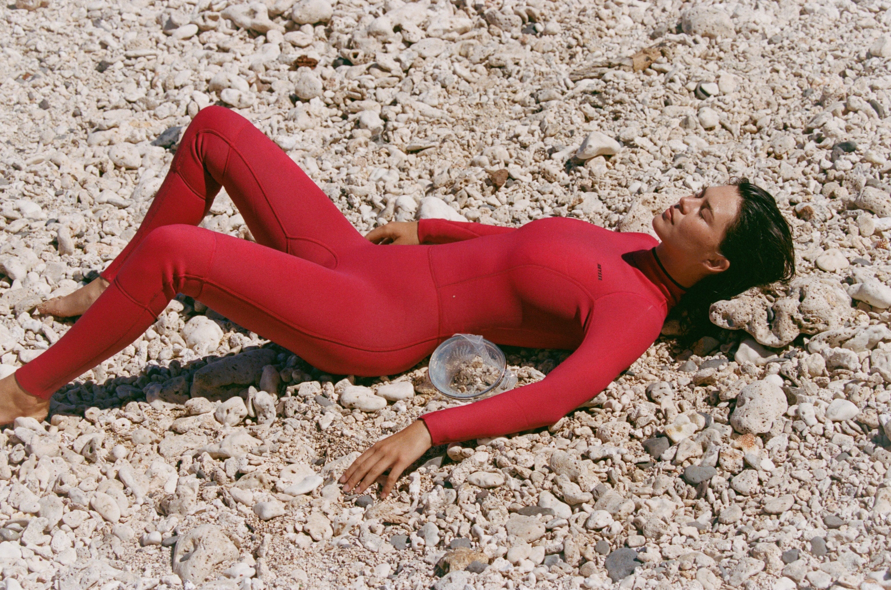 Clark | Abysse Women’s 2mm Sustainable Wetsuit – Pitaya