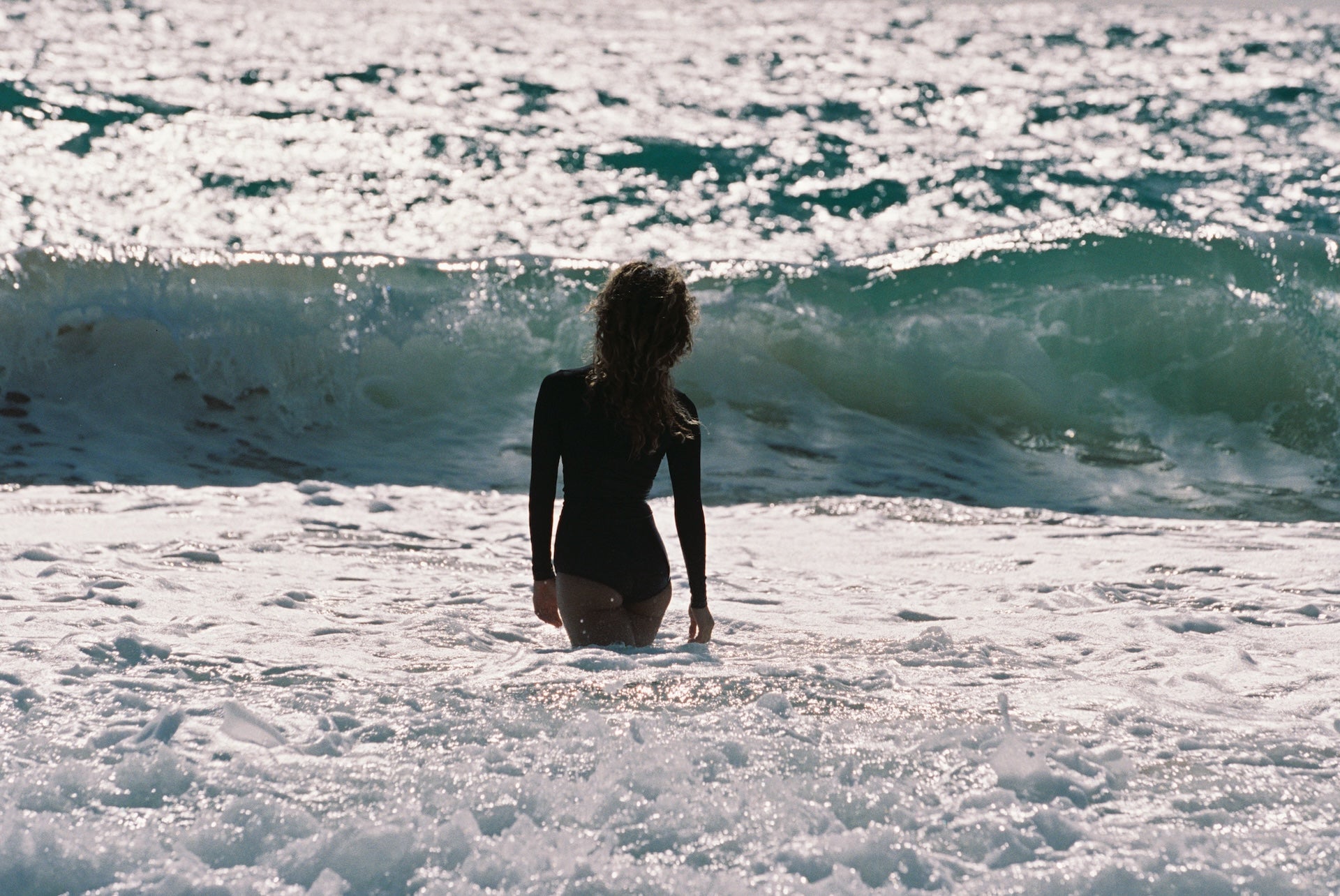 Poppler | Crop Rashguard - Jet Rib | Sustainable Swimwear