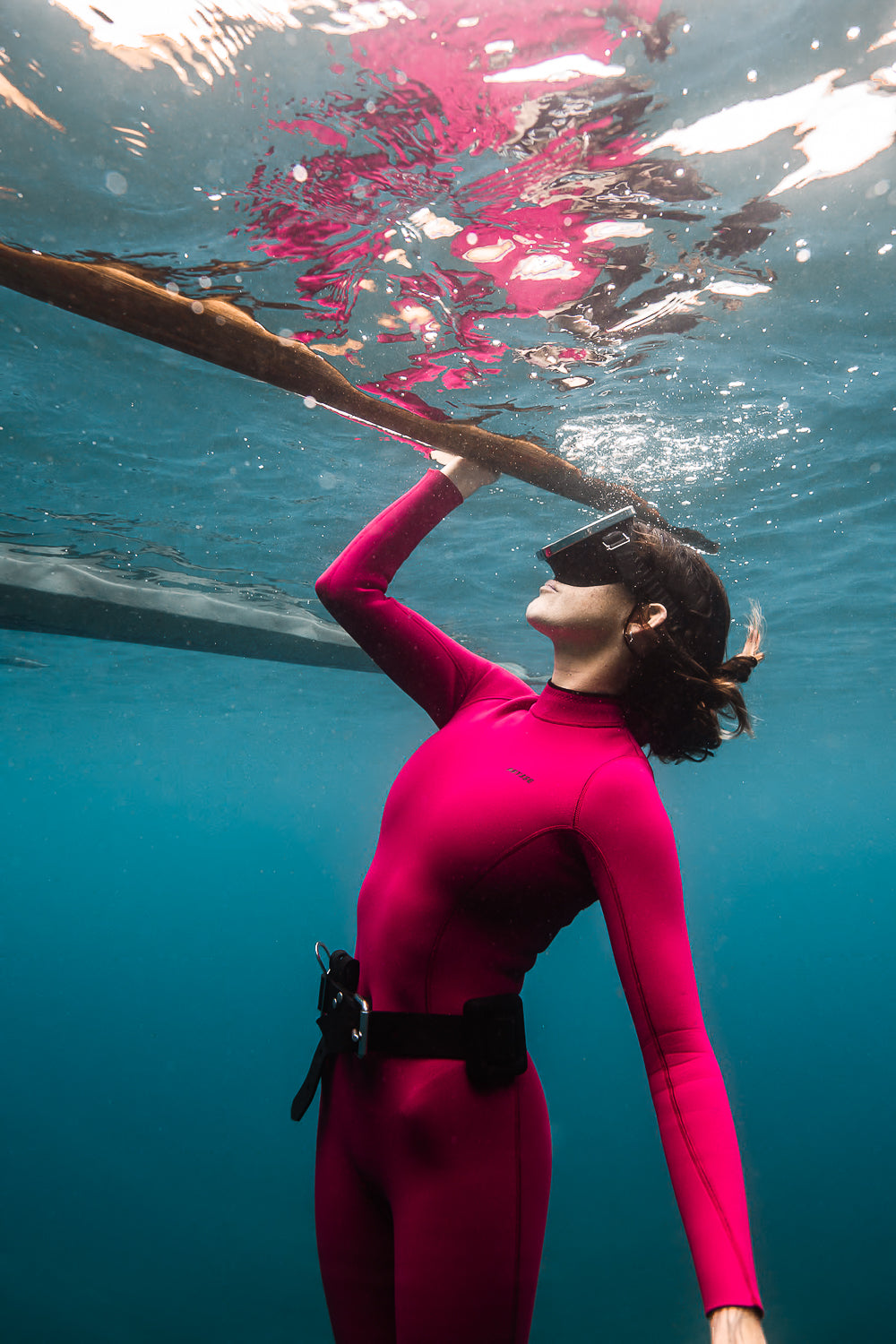 Clark | Abysse Women’s 3mm Sustainable Wetsuit – Pitaya Pink Yamamoto rubber