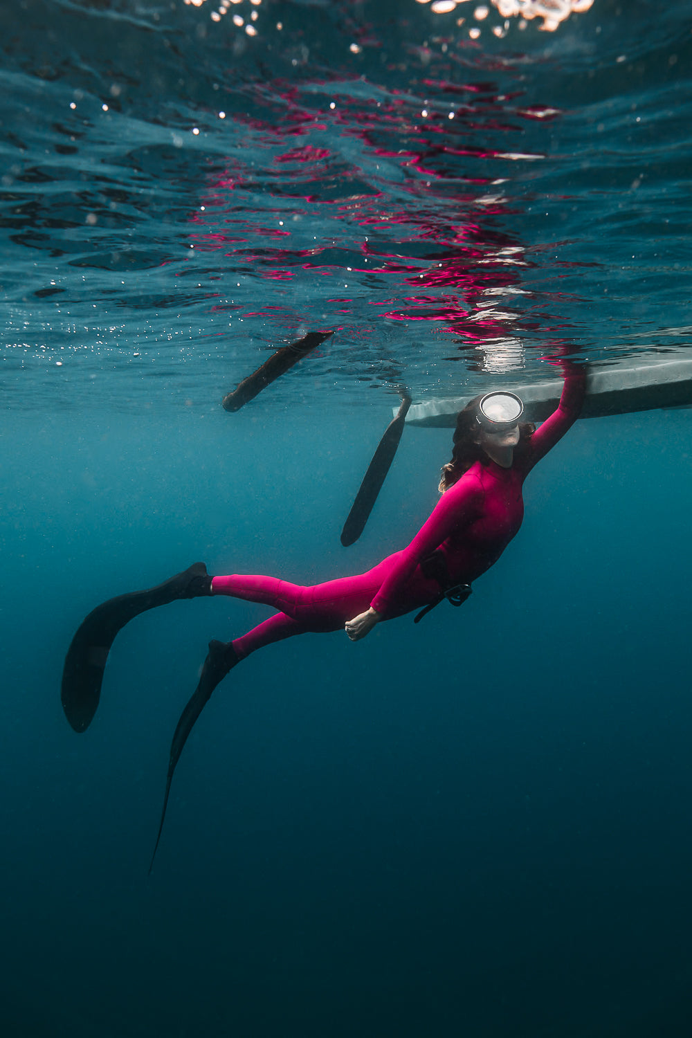 Clark | Abysse Women’s 3mm Sustainable Wetsuit – Pitaya Pink Yamamoto rubber