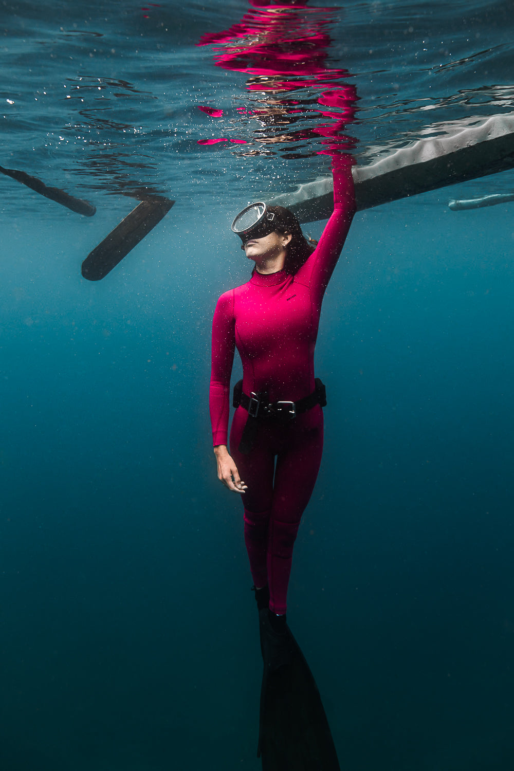 Clark | Abysse Women’s 3mm Sustainable Wetsuit – Pitaya Pink Yamamoto rubber