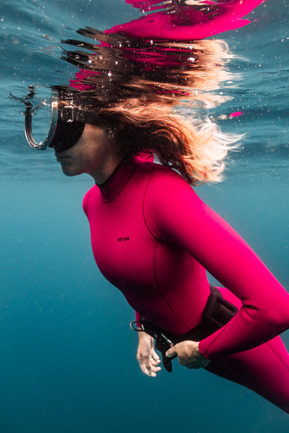 Clark | Abysse Women’s 3mm Sustainable Wetsuit – Pitaya  Pink Yamamoto rubber