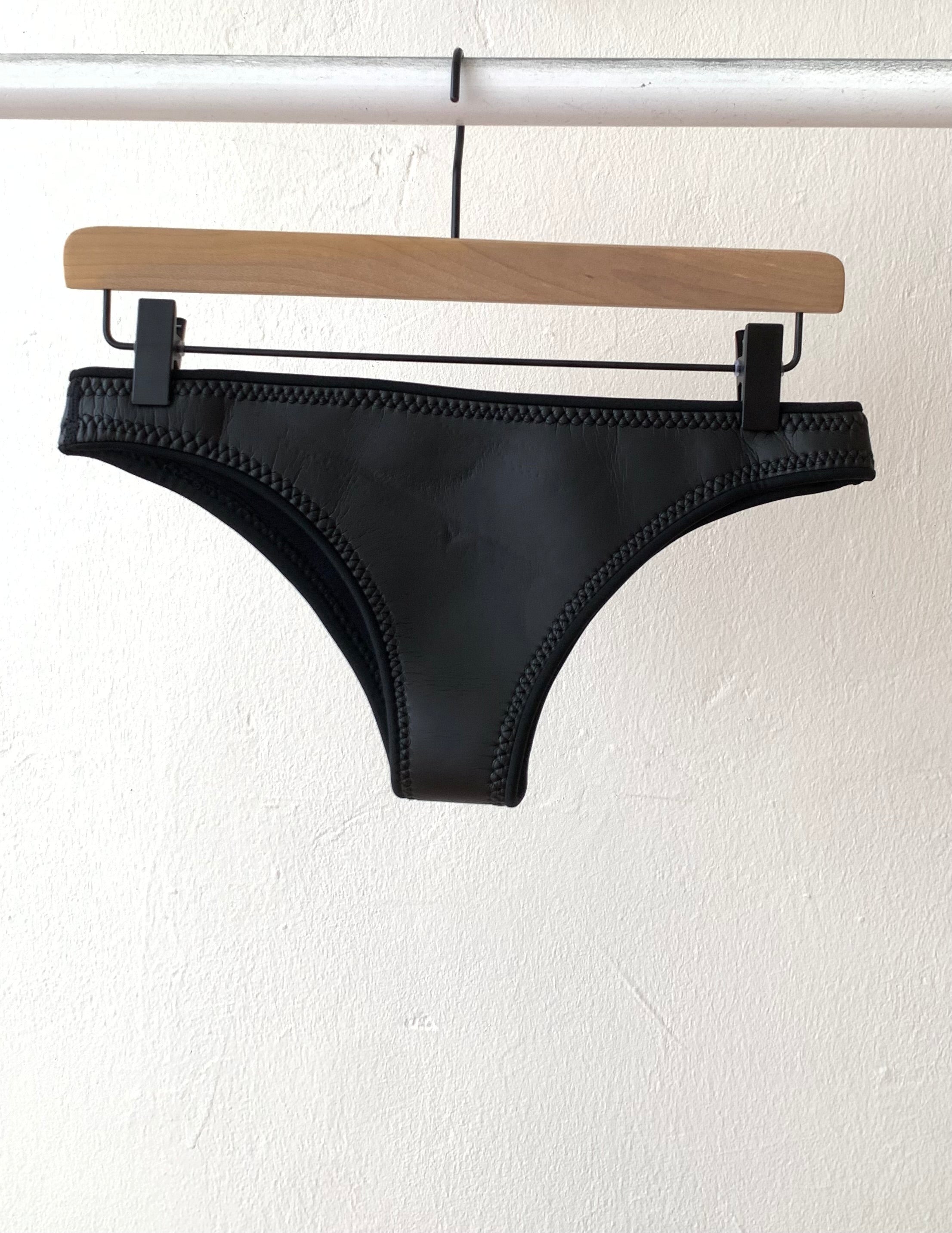 Jenna Black Bottom - SOLD AS IS - 20%-Abysse