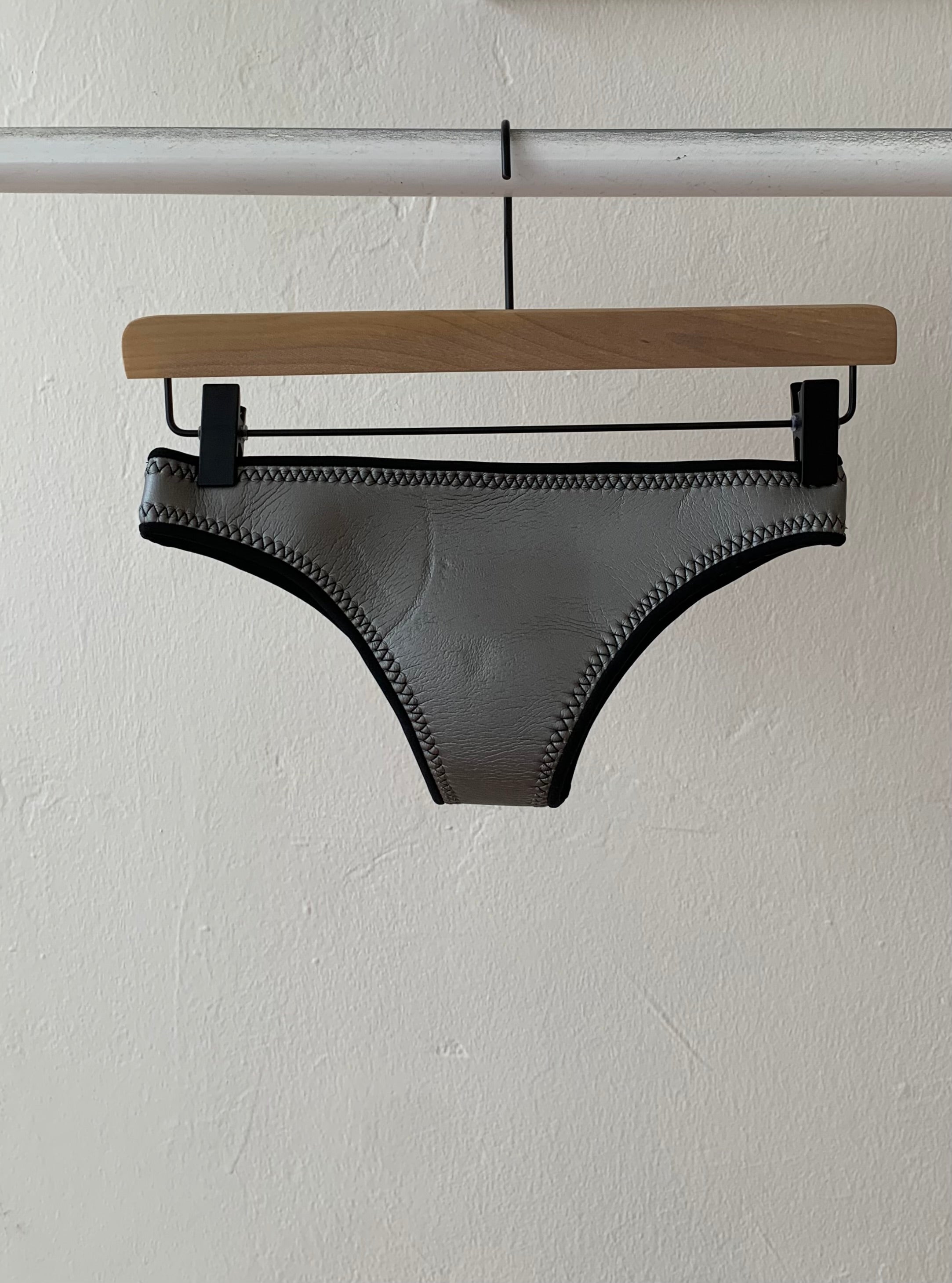 Jenna Silver Bottom - SOLD AS IS - 30%-Abysse