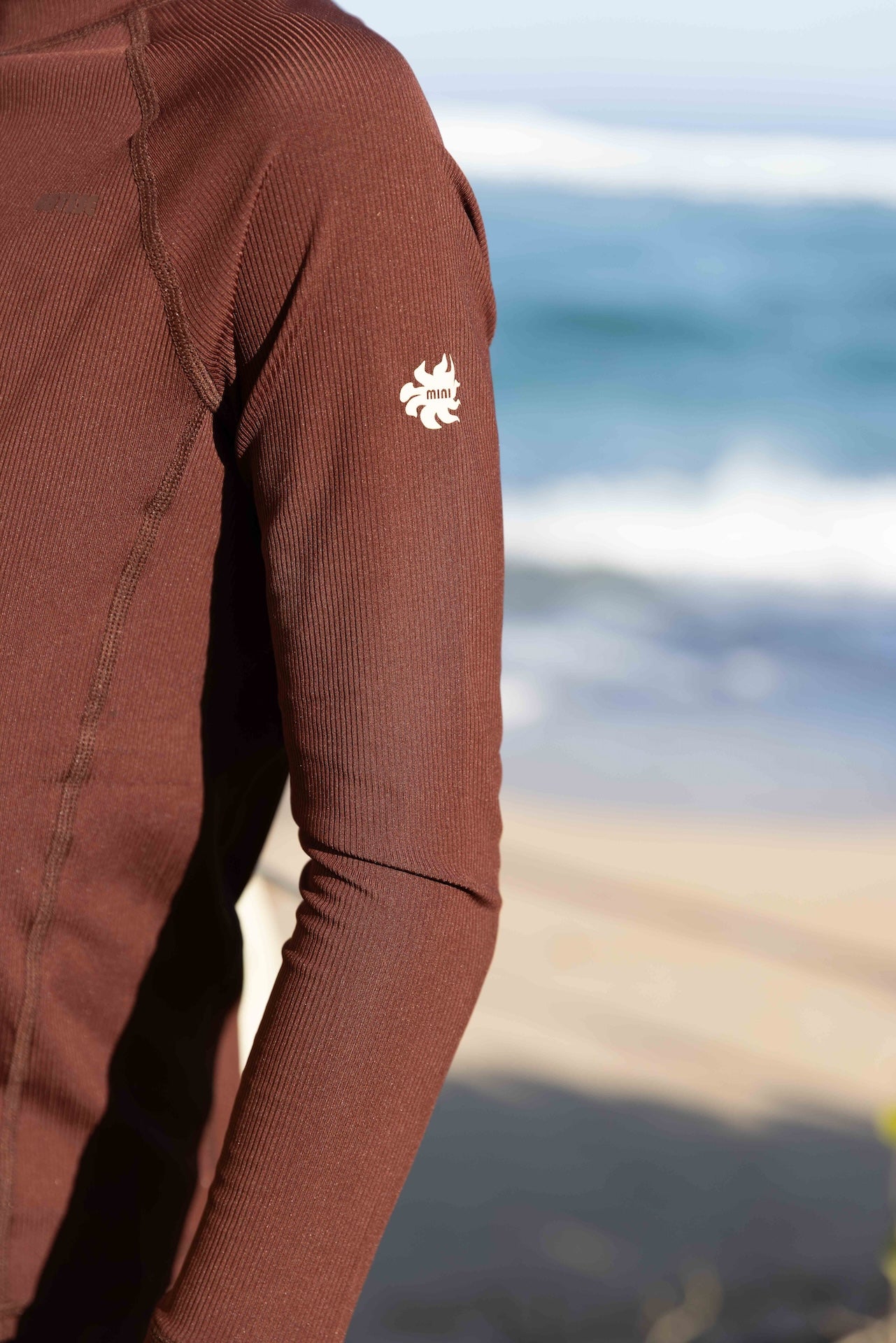 Introducing the Sunny, our long-sleeve rash guard — a second-skin silhouette designed for full coverage and effortless protection in the ocean