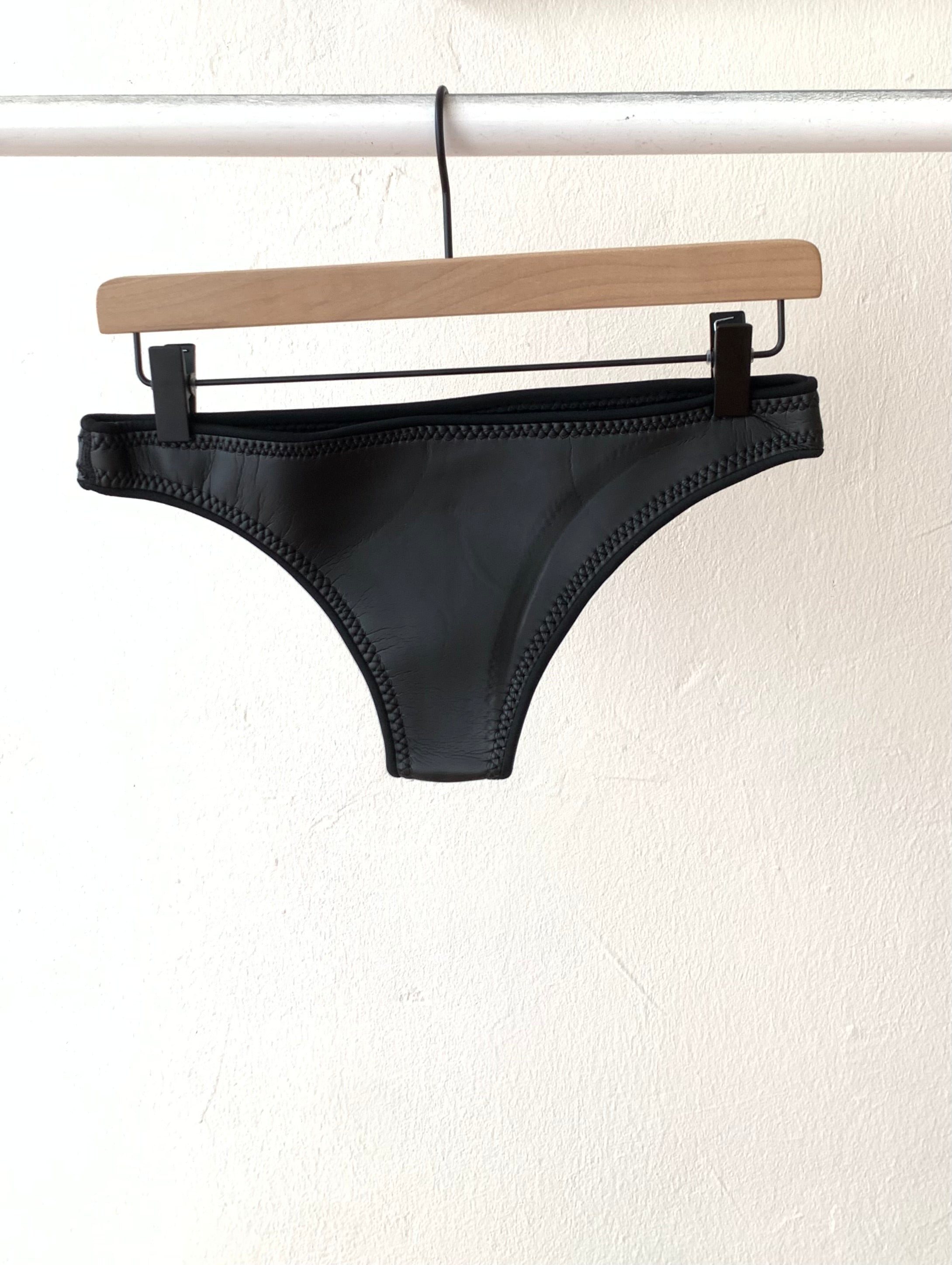 Jenna Black Bottom - SOLD AS IS - 20%-Abysse